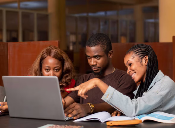 groupe-etude-du-peuple-africain_23-2149156390